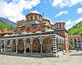 Автобусни екскурзии в България